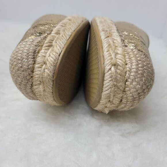 Stuart Weitzman Metallic Gold Leather Slip On Espadrilles Shoes Size 9 - Picture 11 of 12